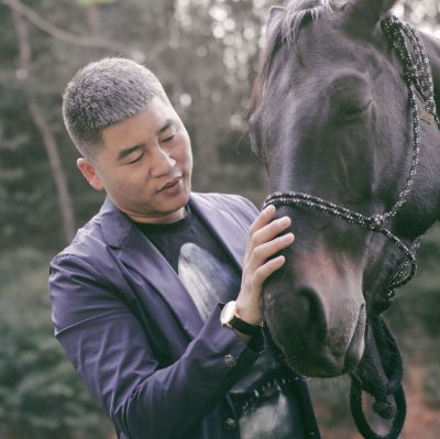謝間宇