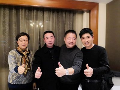 建德航頭鎮靈棲村兩委邱書記、方主任一行與商會黨支部就“百千萬...
